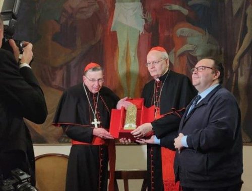 „Tu es Petrus” nemzetközi katolikus díjjal tüntették ki Erdő Péter bíborost Rómában